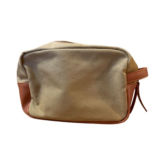Mens Tan Canvas & Faux Leather Grooming Bag With Zipper Closure - Picture 4 of 5